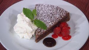 A restaurant style presentation with a touch of mint & a chocolate wafer.