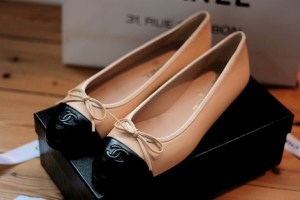 The Ballet Flats (they don't necessarily have to be Chanel) but these are Très Chic