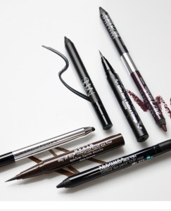 Eye just can't make up my eyes mind 