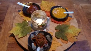 sweet mango chutney, lime pickle & mango/coconut sauce.