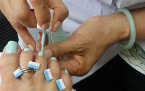 A pedicure with a totally different colour. Did you know that Tiffany owns the right to the Tiffany blue color? This is very close though.