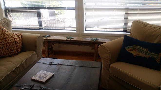 I like the wood details & oversized comfortable sofa & chairs