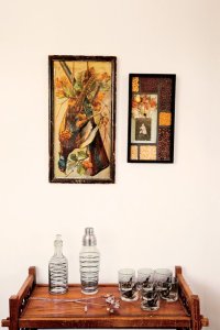 Photo by Liz Kuball A drinks cart in an Alamo Motel suite. 