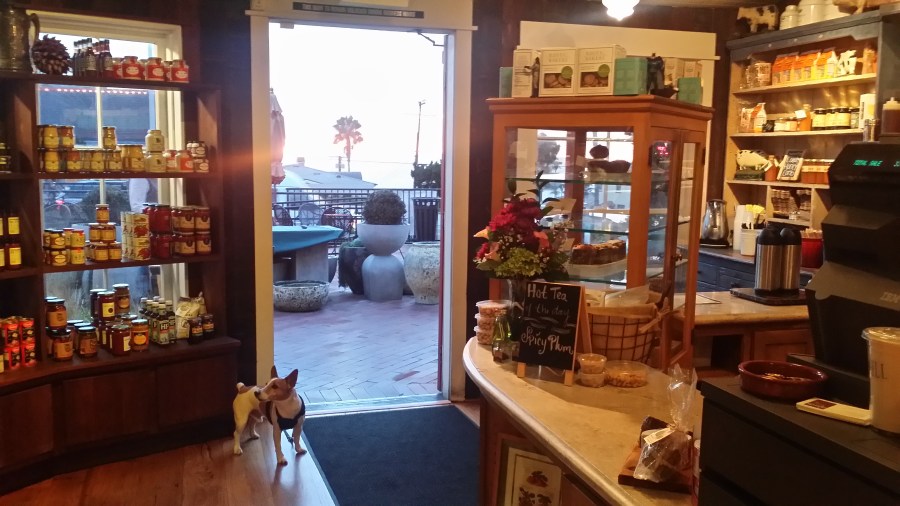 Sapphire's fine coffees, cheeses, wines & prepared foods. 