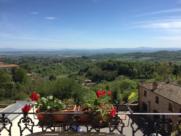 Outside a perfumery in Montipulsiano. photo: Colleen Kohse