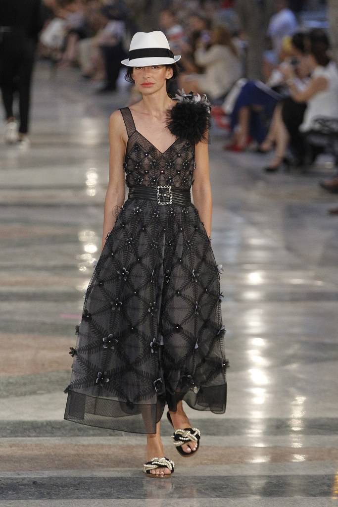 Love these pearl sandals