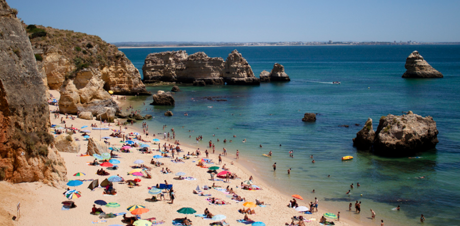 BEST FOR INSTAGRAMING: PRAIA DONA ANA (LAGOS, PORTUGAL) Thanks to yellow cliffs and jutting rock formations, this place is pretty much impossible t